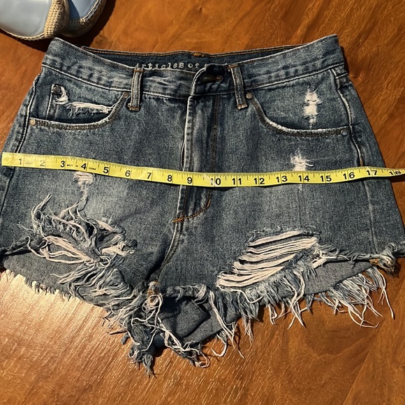 🎉Host Pick🎉 Articles of society denim shorts - Picture 6 of 8